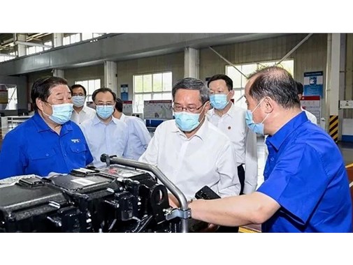 李強(qiáng)總理：加快充電樁建設(shè)！